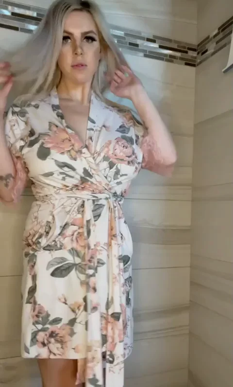 I need some new big cock soon because this married slut is so horny.....