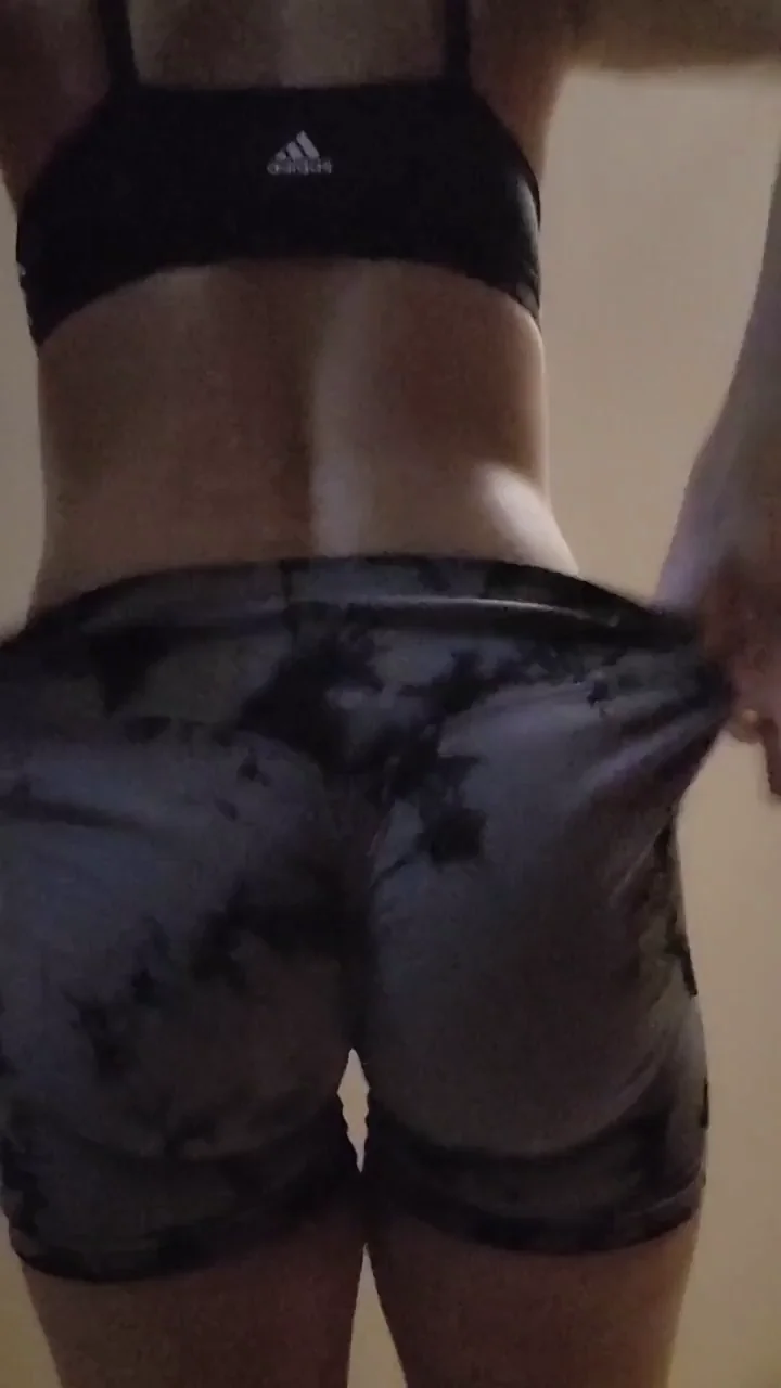 Red Hot MILF's Massive Ass Tease in Tight Shorts 🔥🍑