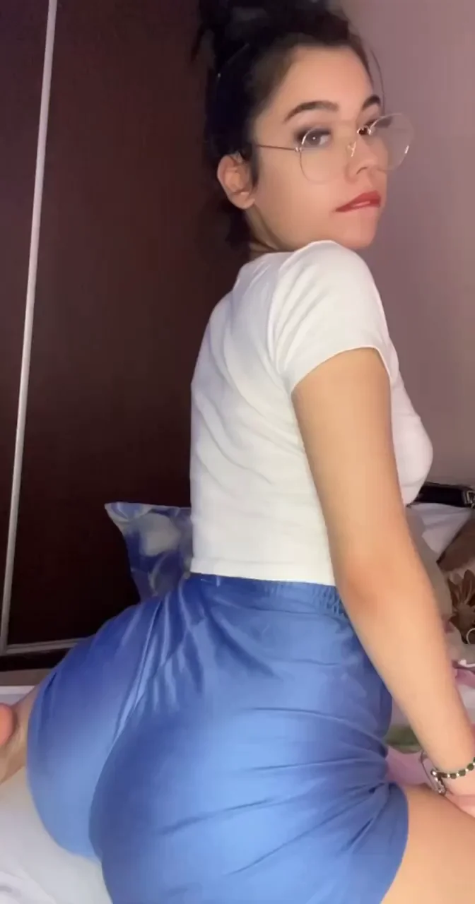 Twerk That Phat Latina Ass 'Til You Bust a Nut