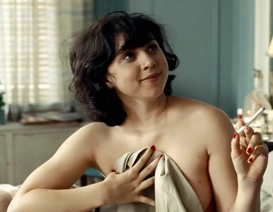 Zoe Kazan in Revolutionary Road (2008) - in 60 fps