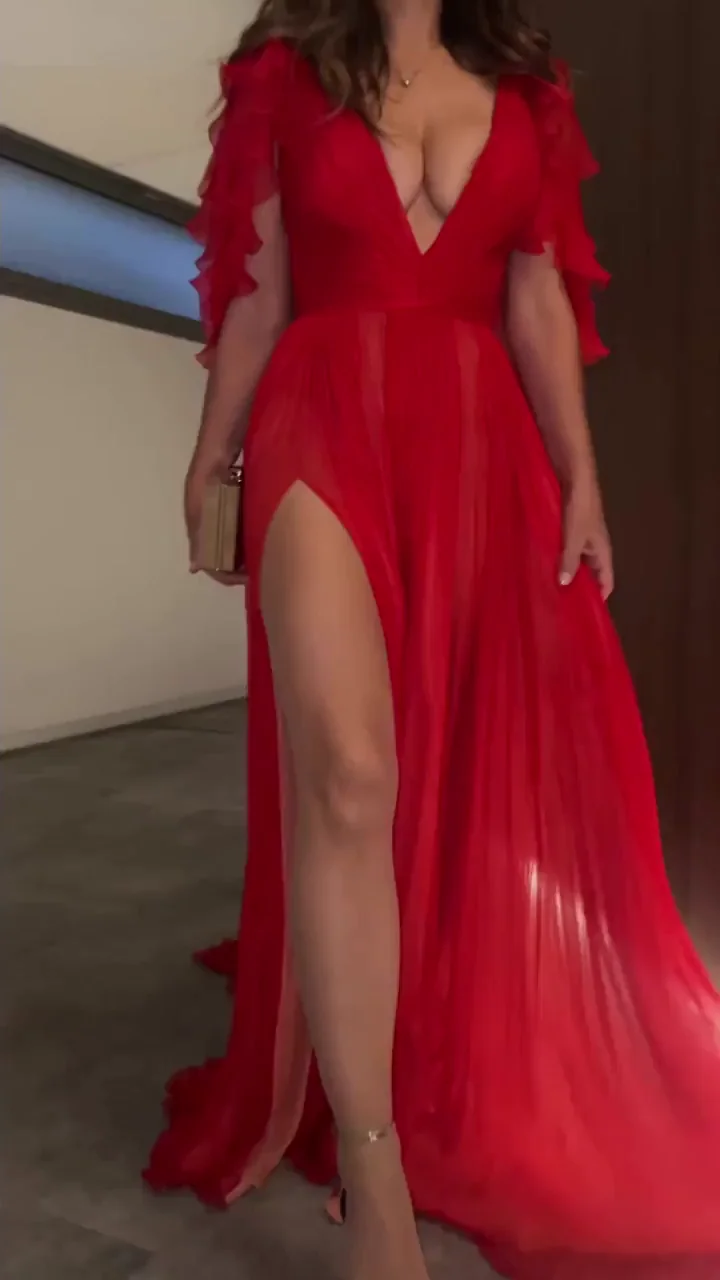 Elizabeth Hurley