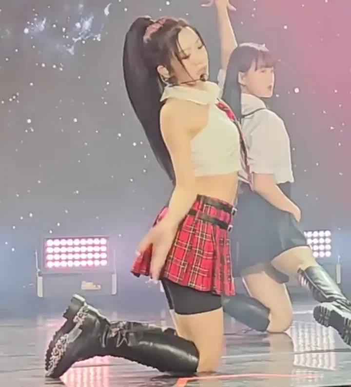 ARTMS - Kim Lip