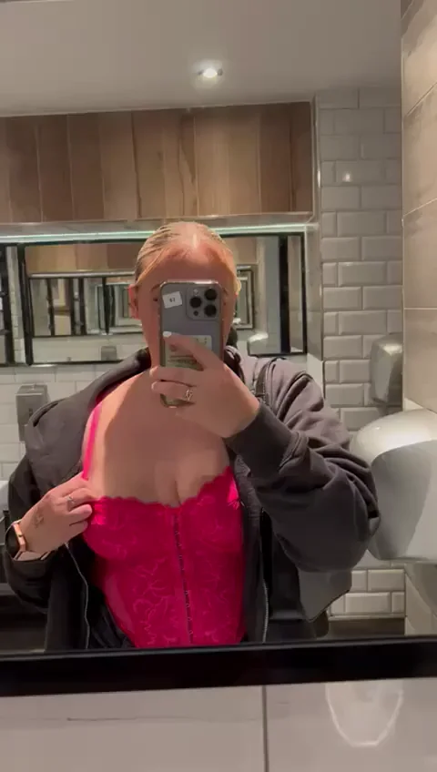 Catch me flashing my tits at the bar 😁