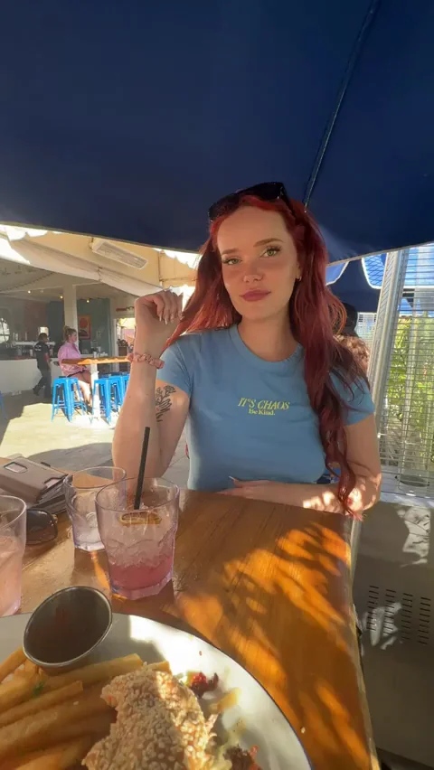 One cocktail and my boobs start coming out ;)