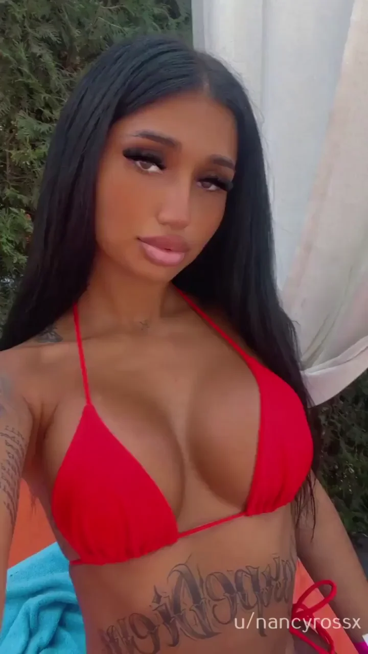 Skip Dinner, Stuff My Juicy Tits Instead 😈🍑