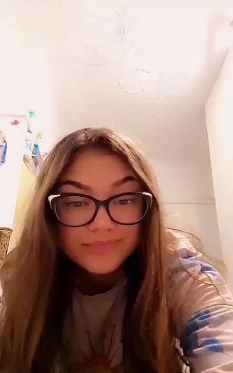 👅 Eat My Teen Pussy First, Pretty Please? 😩💦