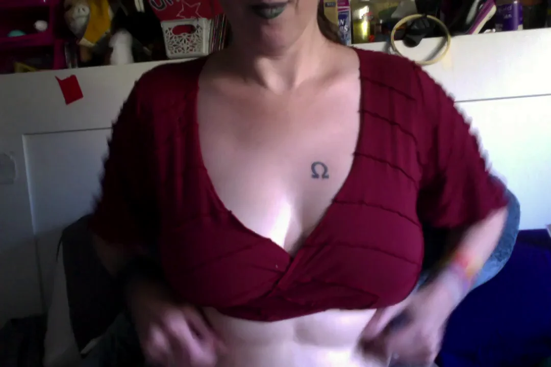 Love making y big tits (32H) drop & bounce for you. I hope you do too 😈