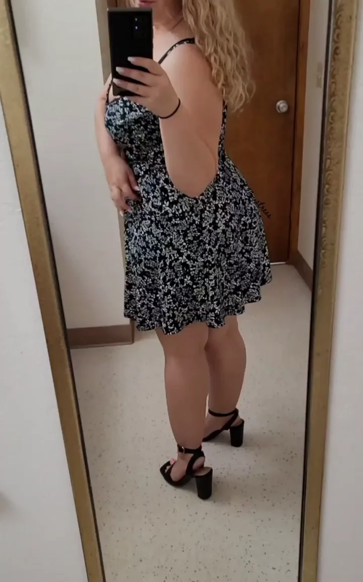 Good office sluts know panties don't belong at work