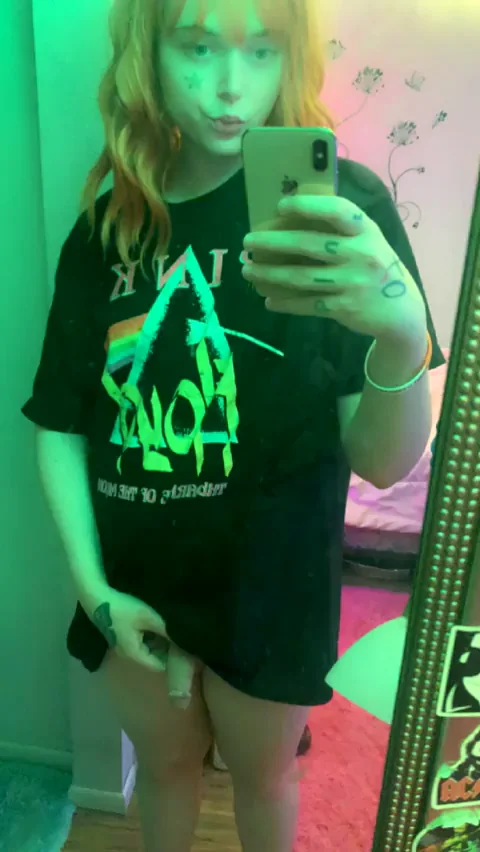 Trans girl next door 😁‹