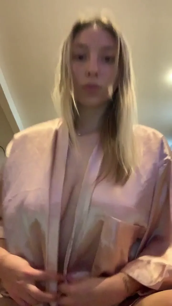 Yes, she fuck on the first date