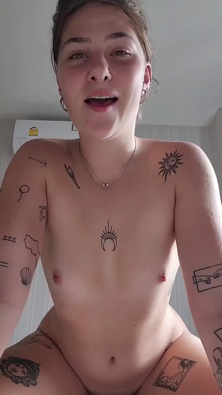 🔥💖 22yo German Petite All-Natural Tattoo Slut Teases Nude 💖🔥