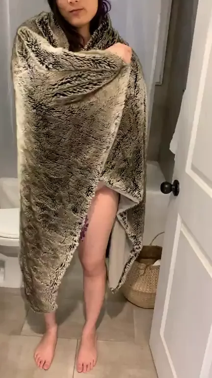 🫦 Asian Slut Teasing Tits Out Before Buddies Arrive 🔥