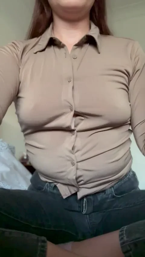 MILF Unbuttons Tight Shirt for Massive Natural Jugs Tease