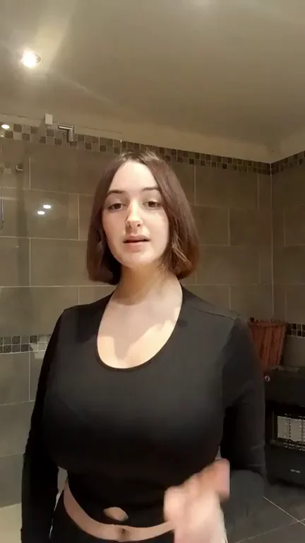 🔥 Short Hair Busty Teen's Massive Tits Tease 💦