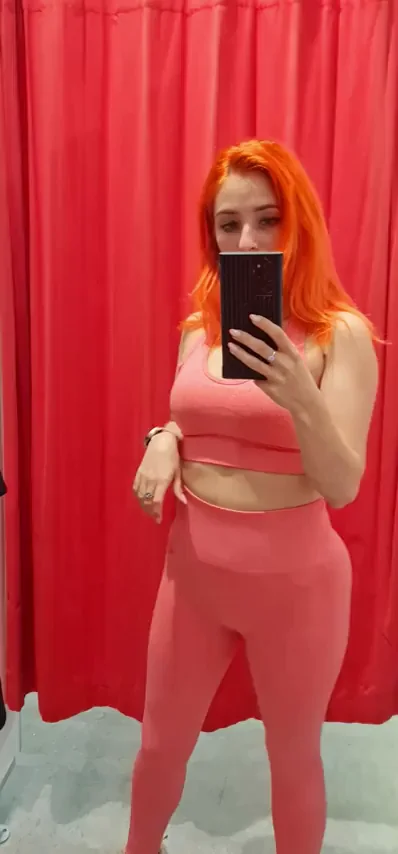 this REDhead MiLF loves to play with herself in a public dressing room