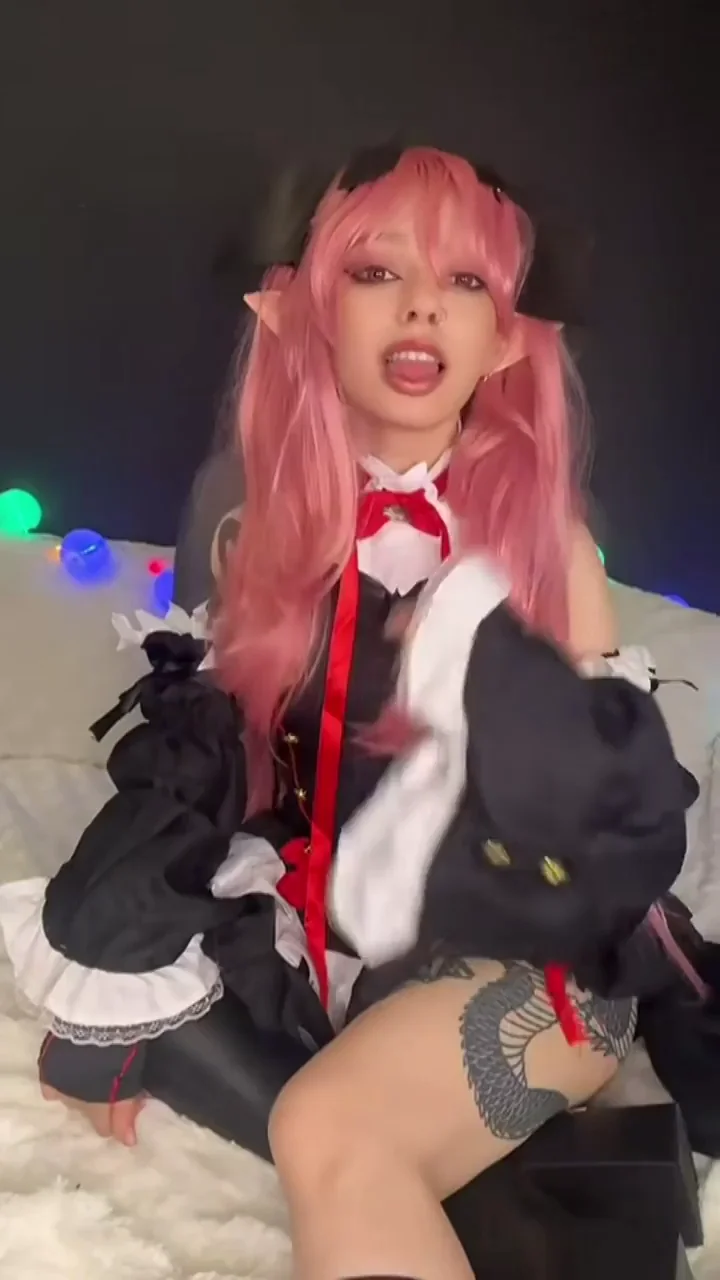 Slutty vampire gonna bite your cock