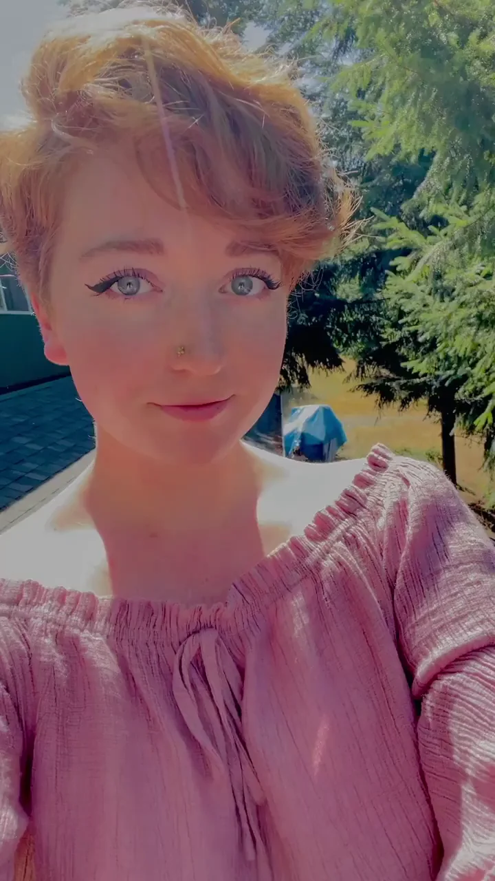 My eyes are up here