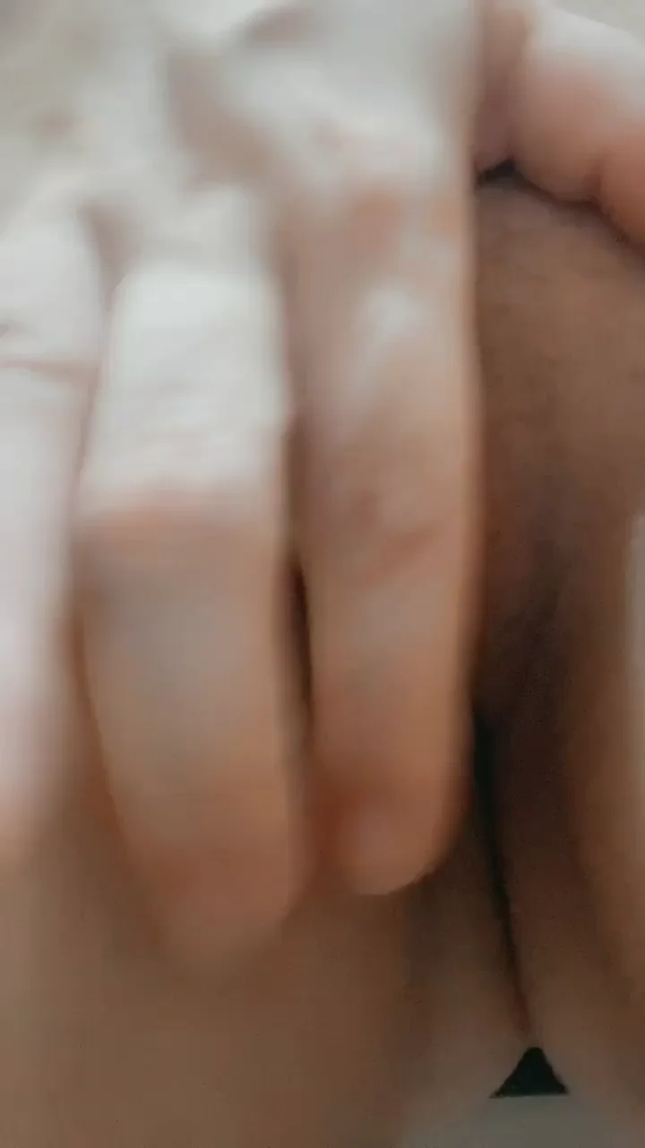 A pussy like mine deserves every drop of your load.
