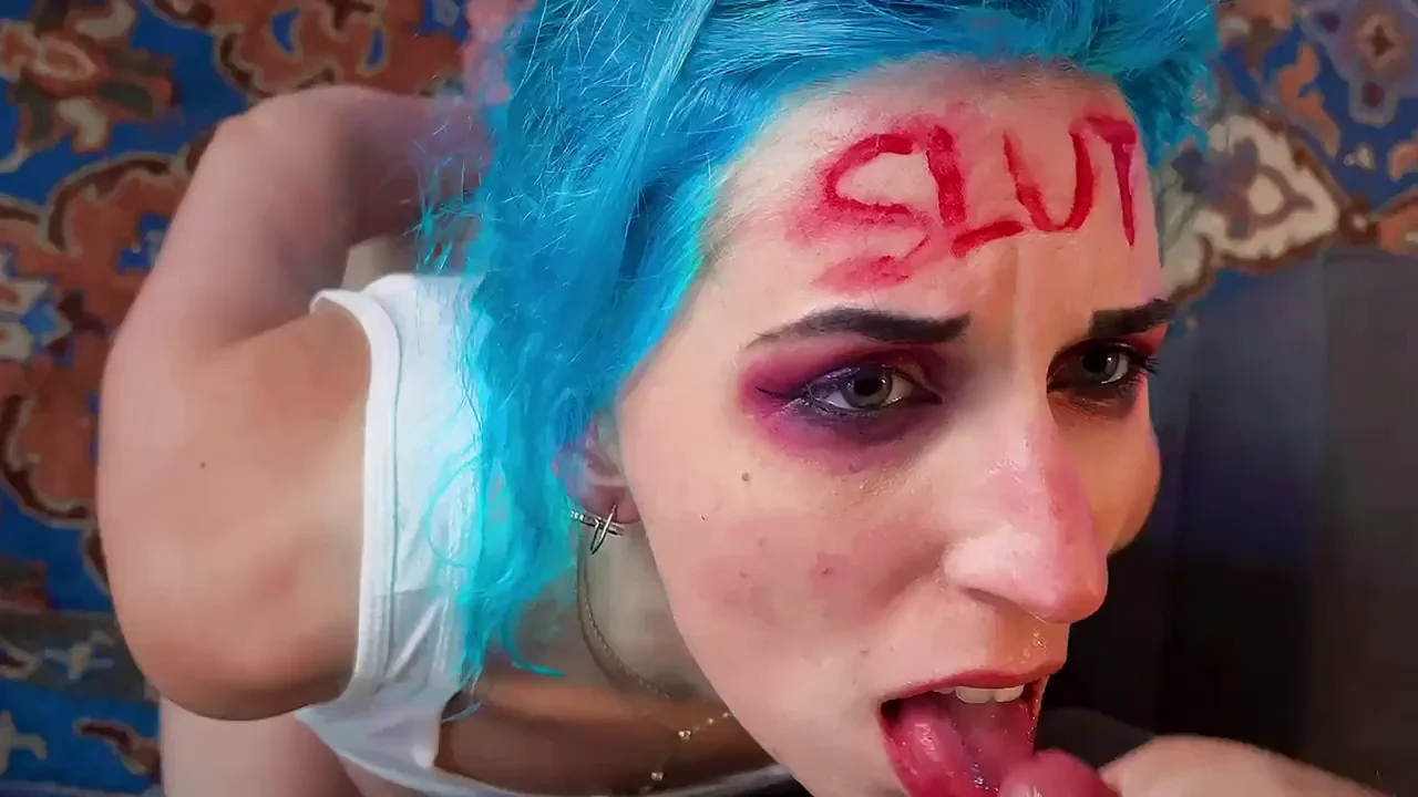 I trained her to swallow loads without even closing her lips