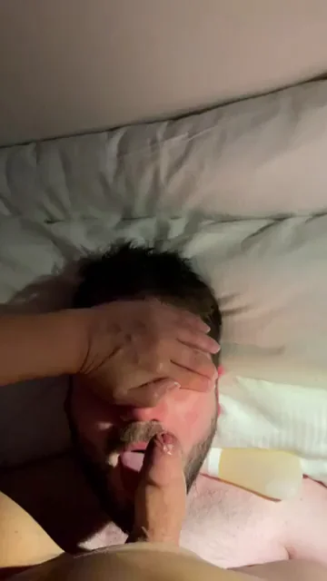 Do any guys here wanna choke on Tgirl cock?