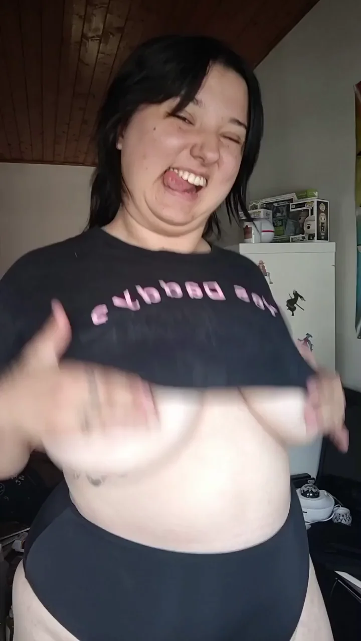 Thick Babe Begs: Squeeze My Fat Nipples! 🍈💦