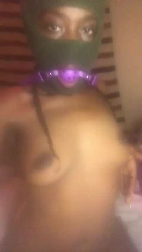 Masked Ebony Tease: Kinky Nudes for Anime Freaks