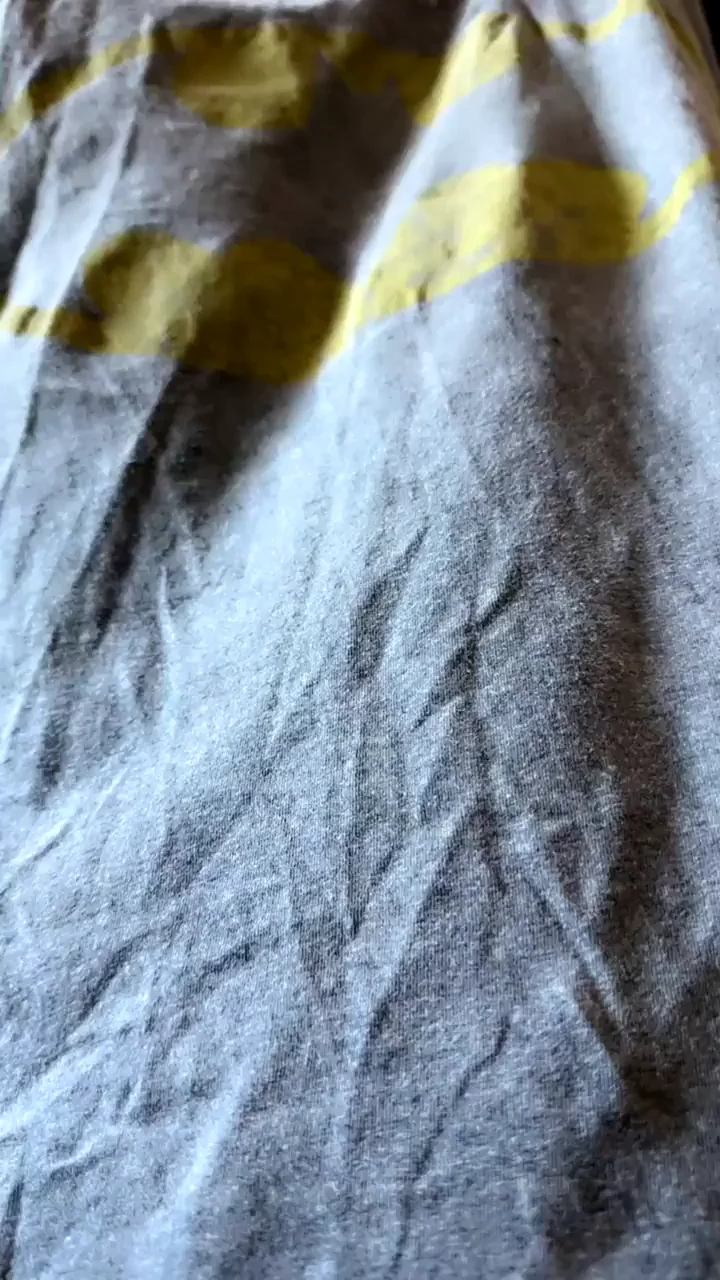 Na na na na titty drop