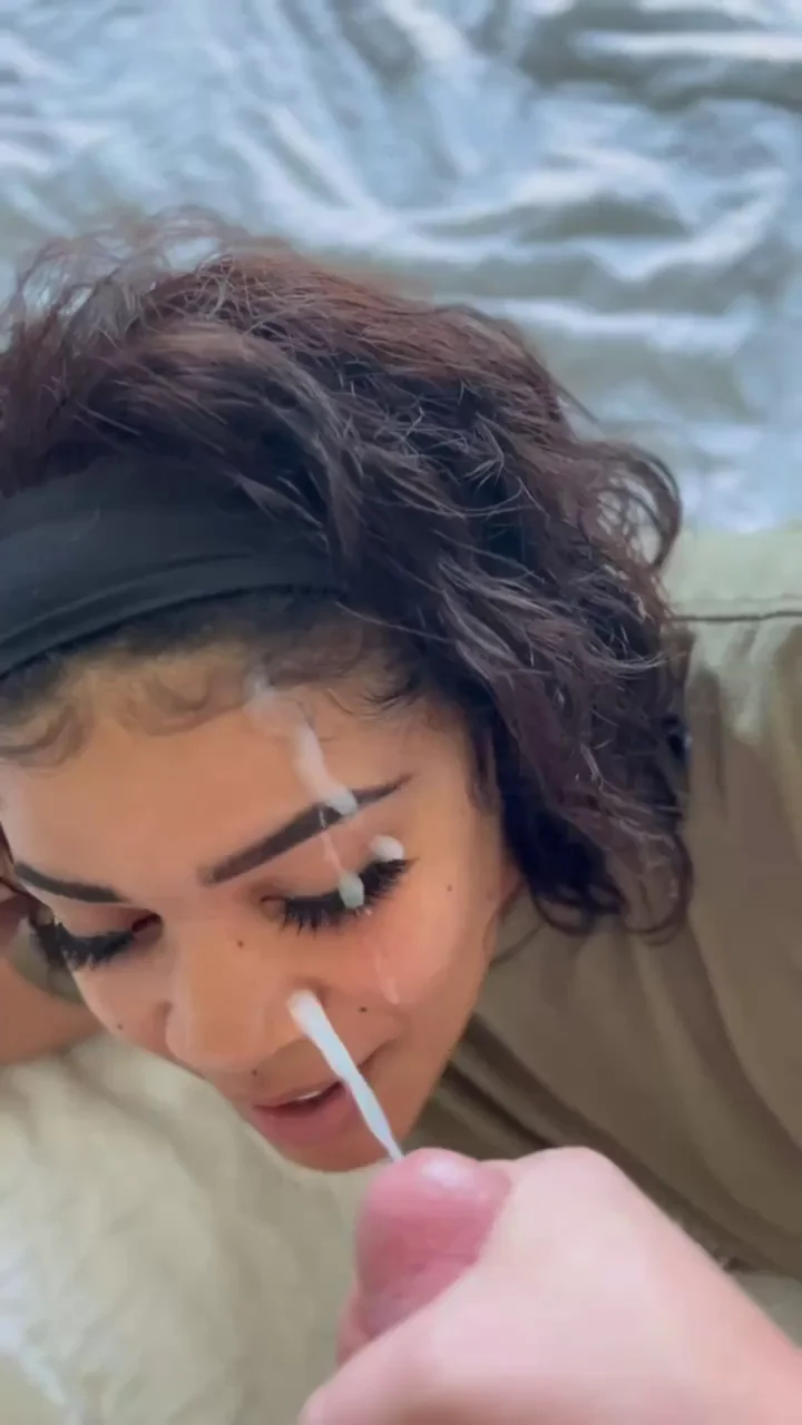 Perfect Cumslut Facial 💦👅