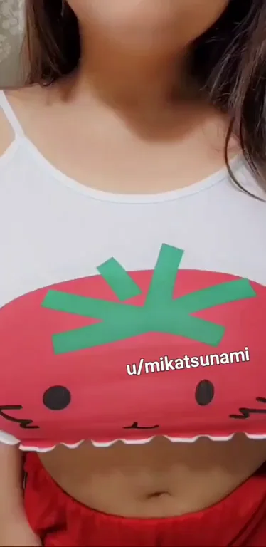 Tomato is feeling extra juicy today!