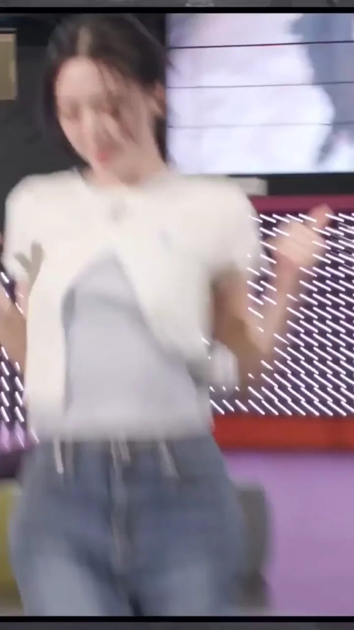 🔥 ITZY Yuna's Slutty Dance Tease 😍💦