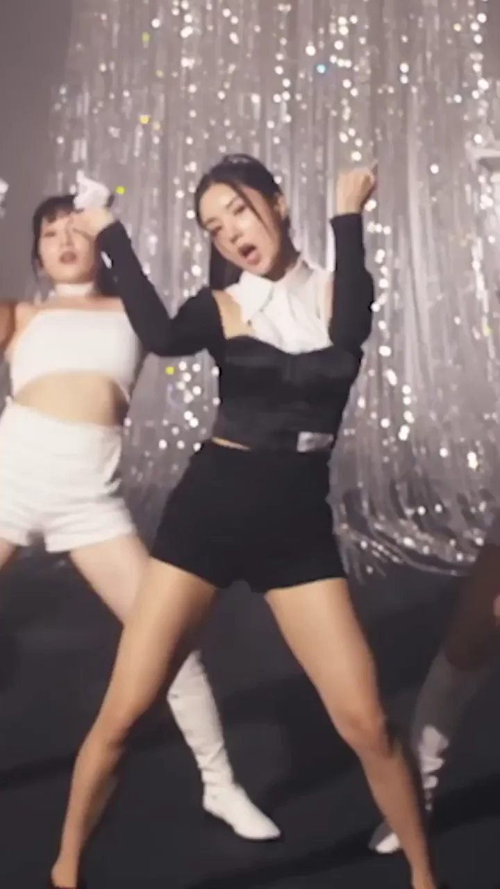 Kwon Eunbi