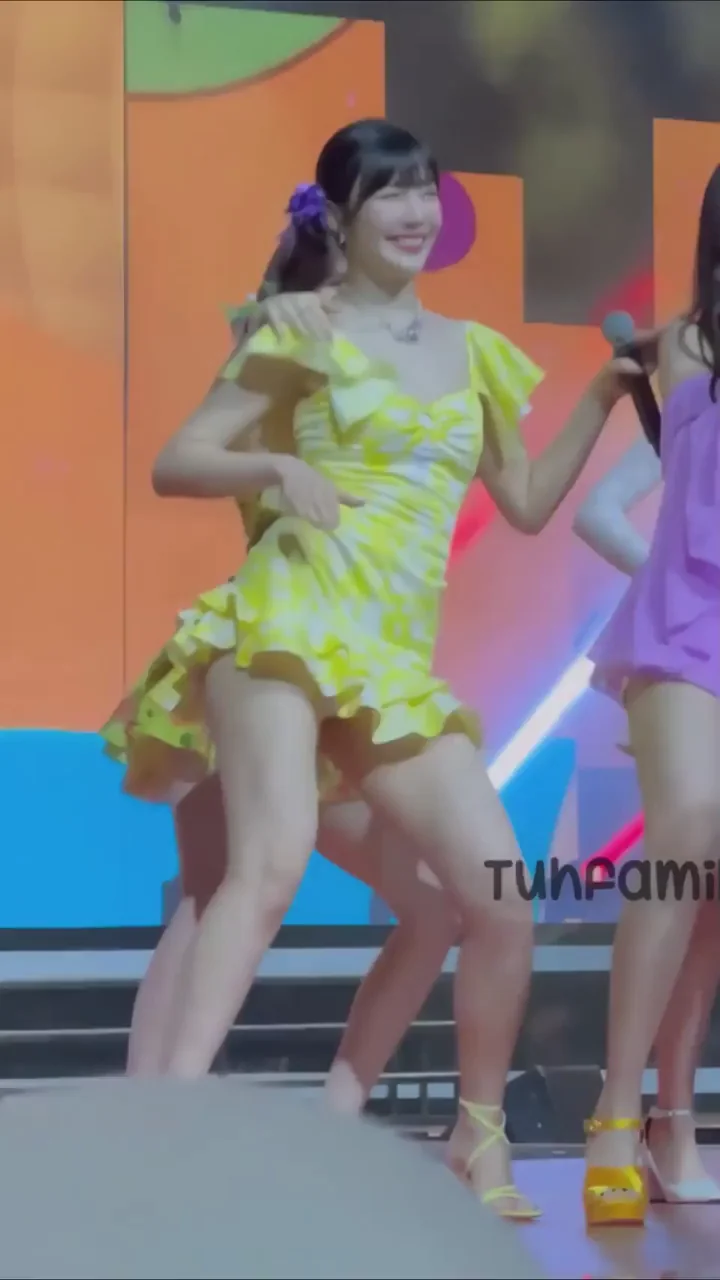 Joy from Red Velvet Teasing in Tiny Yellow Dress
