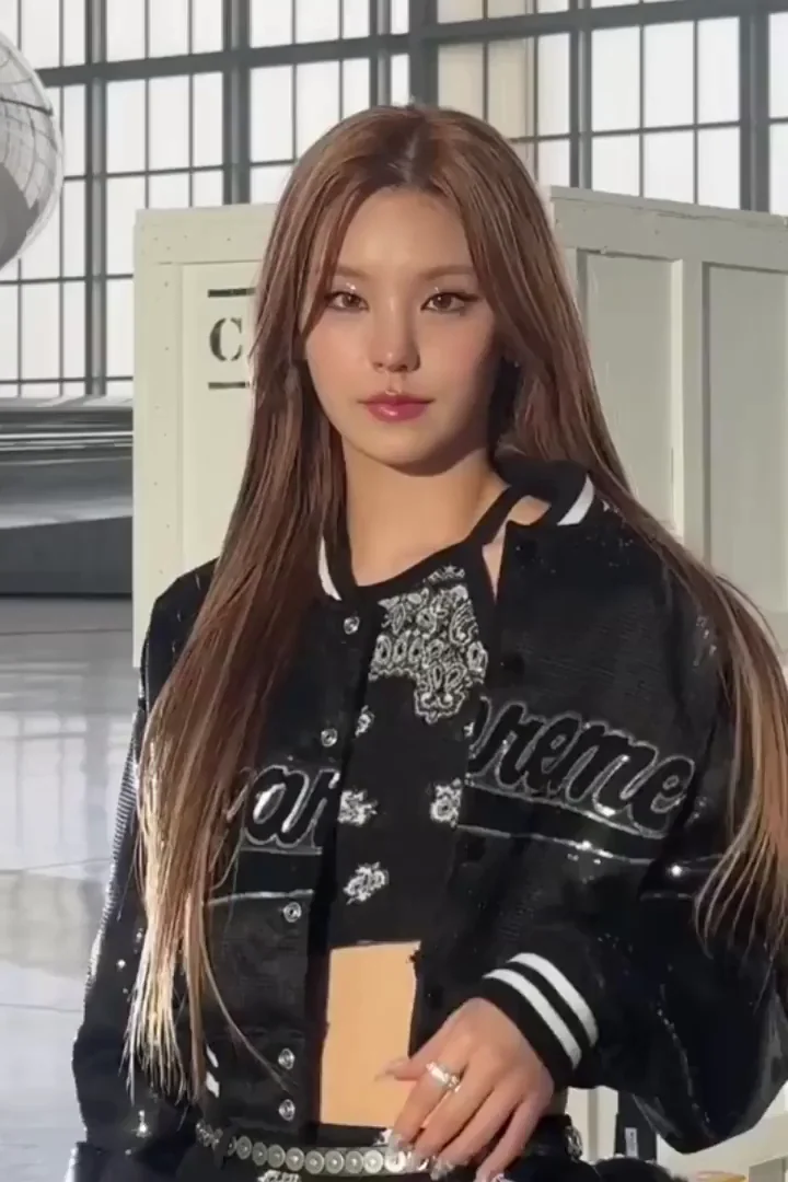 ITZY - Yeji & Yuna