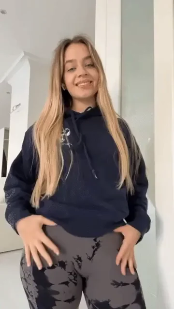 Post-Jog Thick Ass Tease: Hoodie Hottie Bends & Exposes