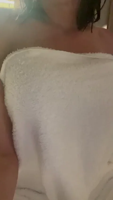 I want to feed you my tits baby. ðŸ¥°😁˜