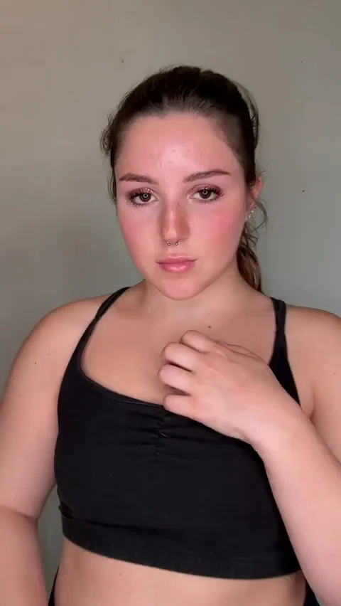 I'd like to be your horny gf for the week [GIF]