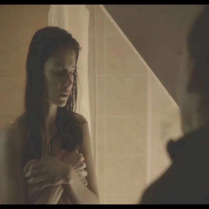 Catalina Denis' Steamy Nude Tease 😈🔥