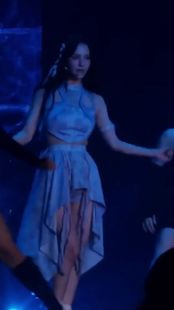 Karina's Slutty Stage Tease: Aespa's Curvy K-Pop Fap Fuel