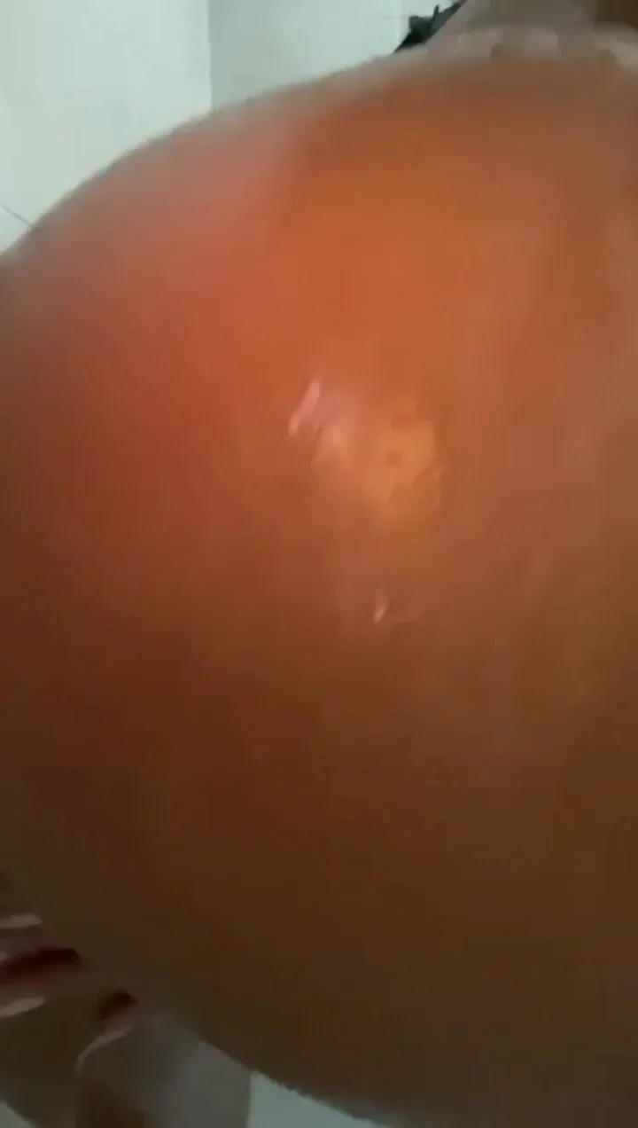 Soft Puffy Butt Begging for Hard Spanks 🍑🔥