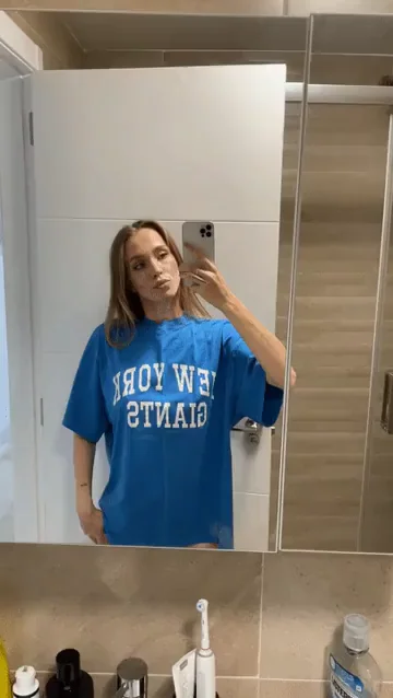 I can't hold myself from taking a nude selfie before going to shower