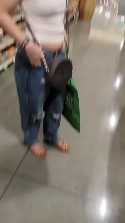 Catch Me In The Aisle