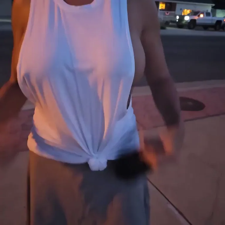 Nice Night For Boobs ;)