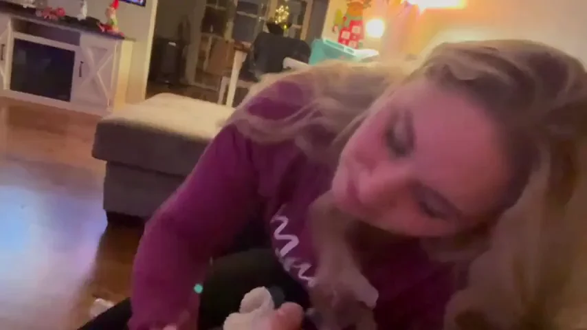 Sloppy Dick Sucking Queen 😍👅💦
