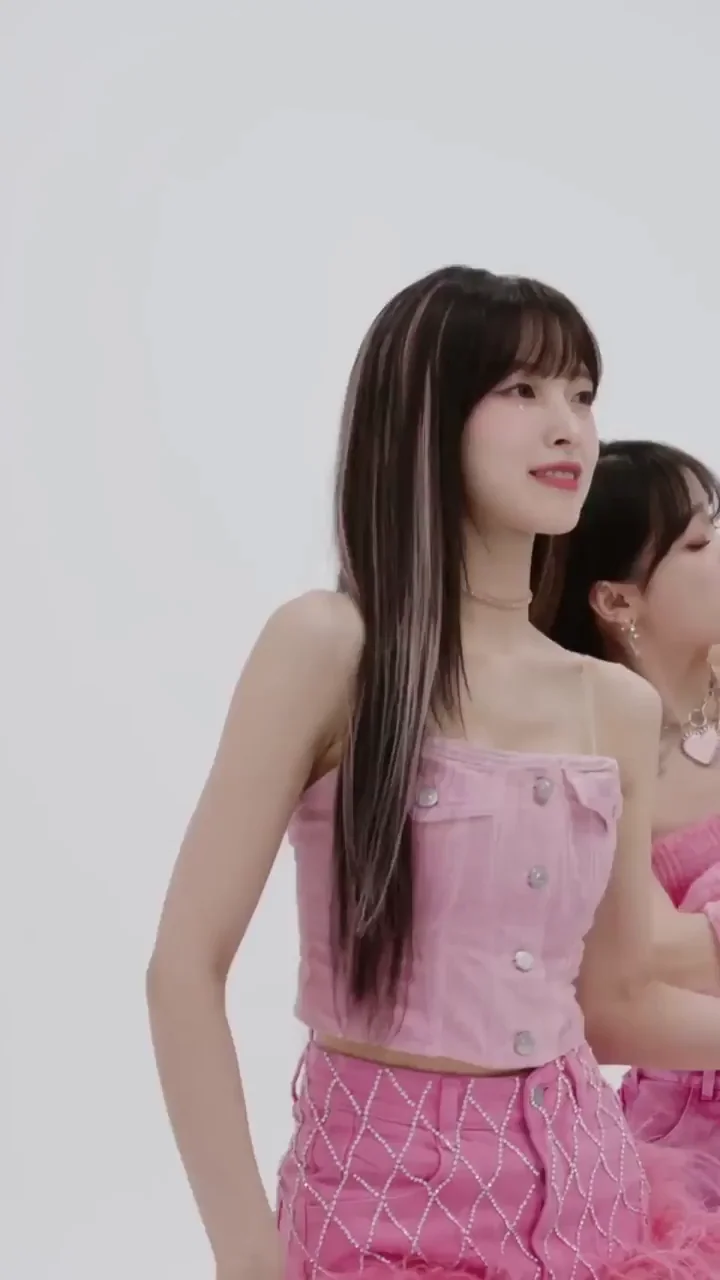 Oh My Girl - Arin
