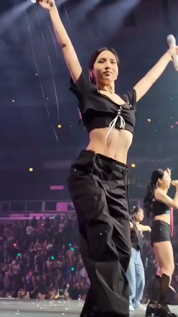 TWICE - Mina