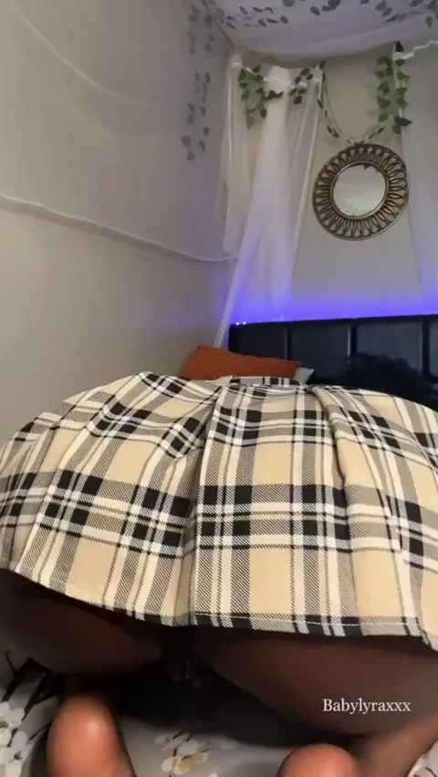 Upclose Ebony Ass Tease 🍑🔥