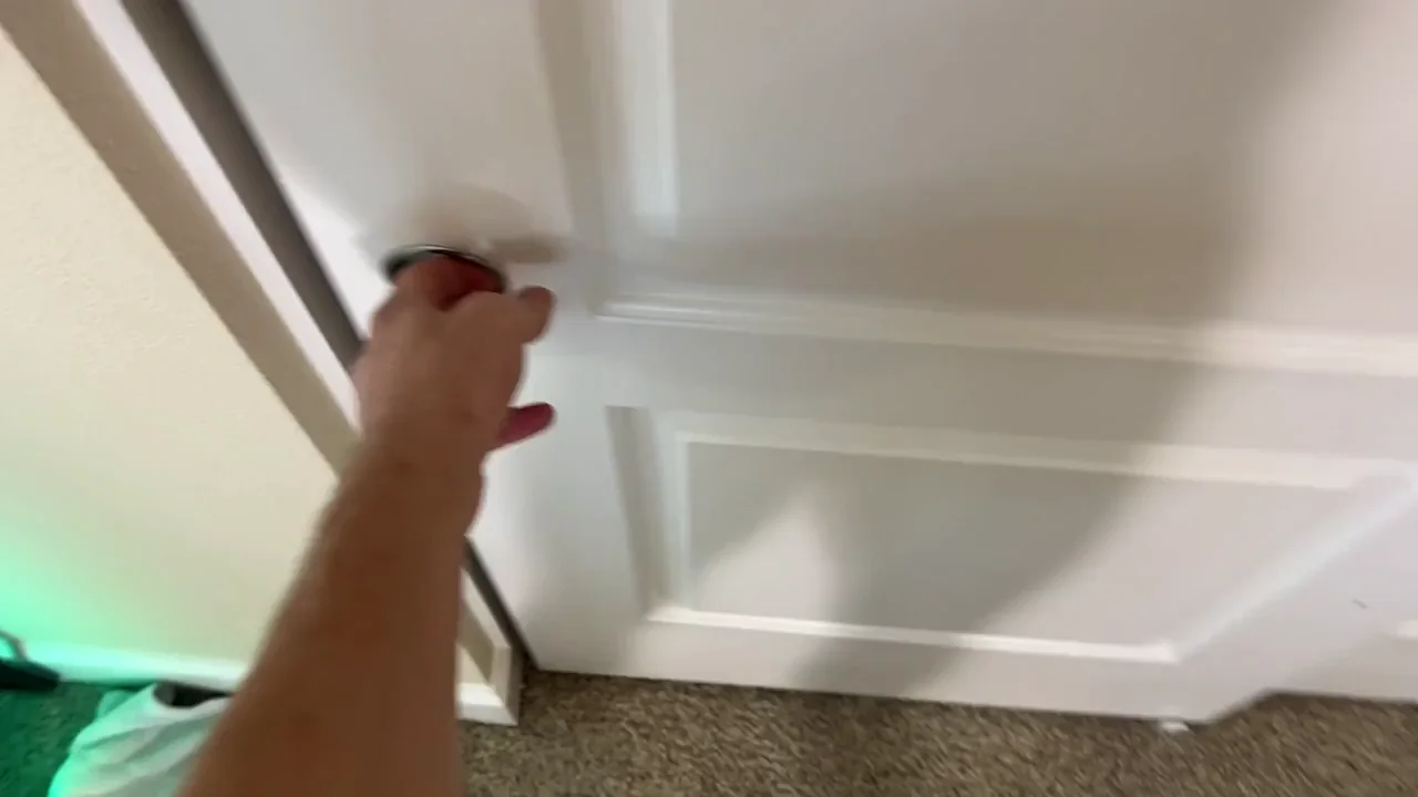 🍑 Closet Elf Slut Begs for Ass Fuck to Crash at My Place 🧝‍♀️💦