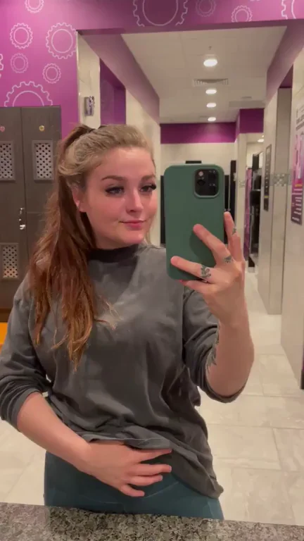 Wanna go to the gym with me? I’ll show you some good exercises ?
