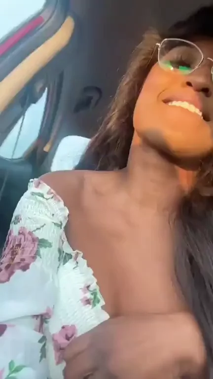 Careful not to fall in love with this gorgeous Ebony teen after dropping her titties out ?? [2 video compilation]