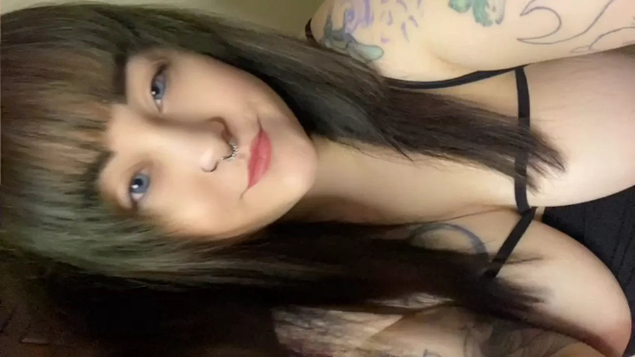 Skip Work & Pump My Thick MILF Pussy Full of Cum All Day 💦🐱